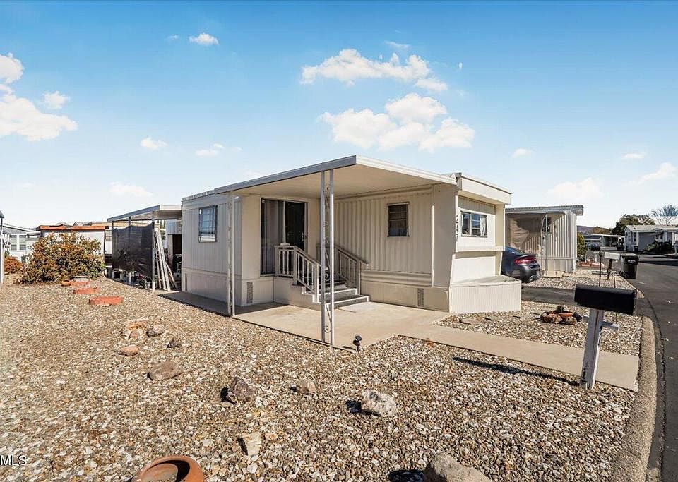 1st image of 247 Farland Dr #247
