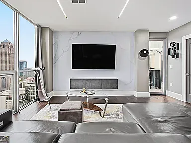 1280 W Peachtree St NW — Photo 27