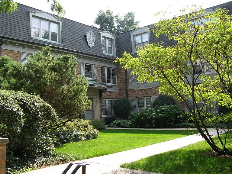 1927 Sherman Ave #3 — Photo 10