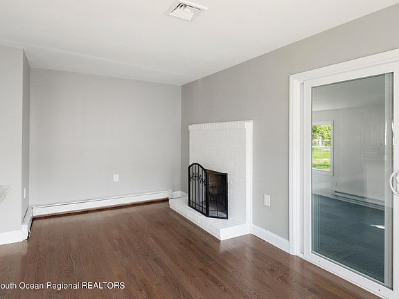 5th image of 68 Hyannis Street