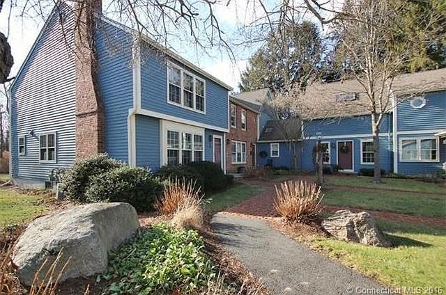 Welcome to 4 Esterly Farms! A Williamsburg Village courtyard (with brick walkways and new slate stoops) welcomes you home among lovely perennial gardens and flowering trees/shrubs. Beautiful rock outcroppings -perfect for picture taking- strategically pla