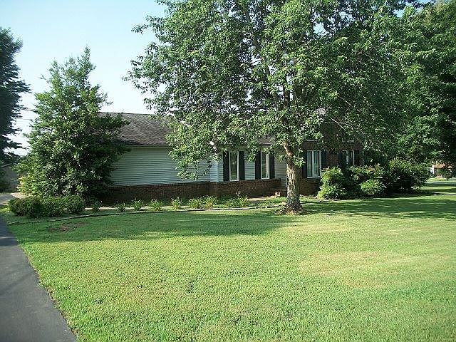 1st image of 111 Cumberland Cir