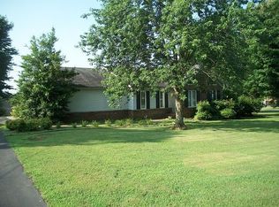111 Cumberland Cir, Russellville, KY 42276