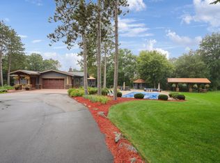 227 River Crest Dr, Hudson, WI 54016