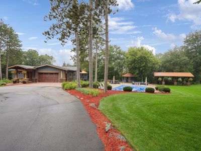 227 River Crest Dr, Hudson, WI, 54016