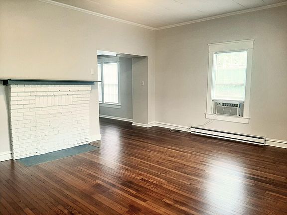 3rd image of 2620 W Knox St #A