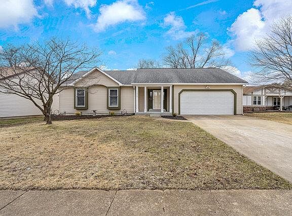 2nd image of 1932 Cherokee Trail Ln