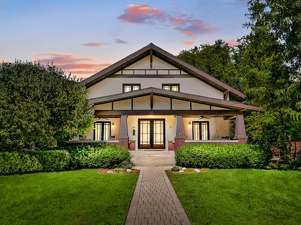 82 Lawton Rd, Riverside, IL 60546