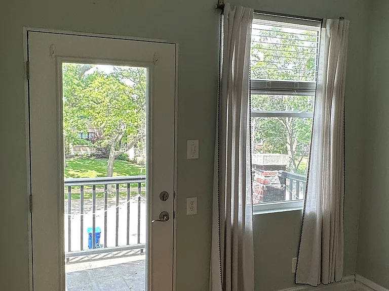 7120 Forsyth Blvd #2F — Photo 43