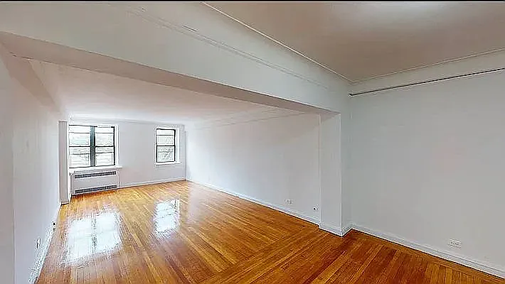 500 W 235th St #2N — Photo 1