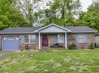 6431 Bayard Park Dr, Evansville, IN 47715