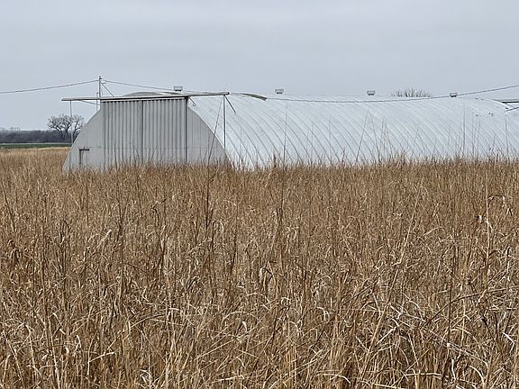 4th image of 90 Acres