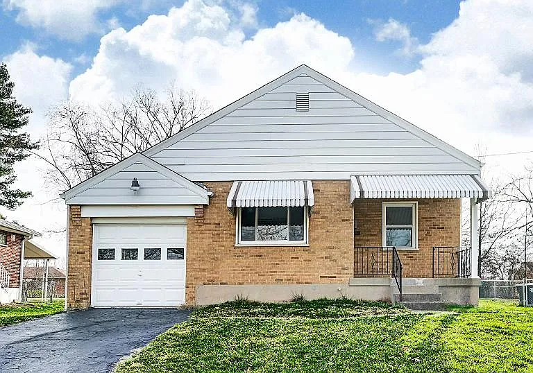 348 Don Ln — Photo 1