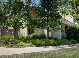 211 Carillo Rd #B, Ojai, CA 93023