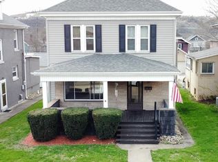 1327 East St, Follansbee, WV