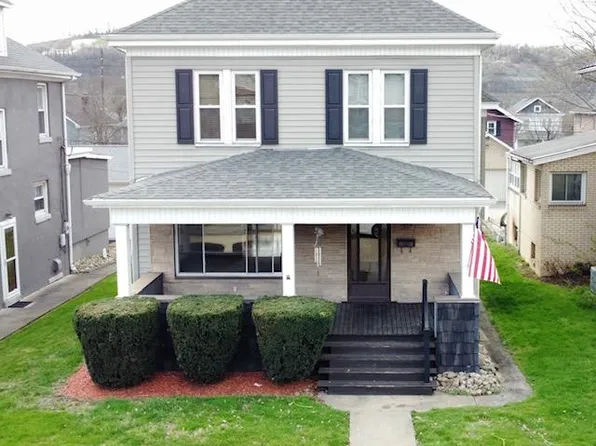 1327 East Street, Follansbee, WV 26037