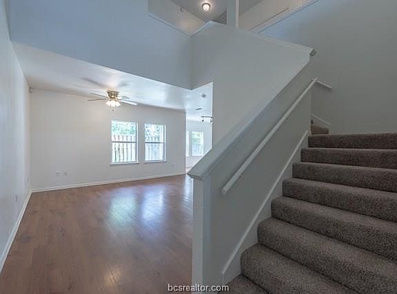 4th image of 1203 Canyon Creek Cir