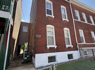2306 Farrar St, Saint Louis, MO 63107