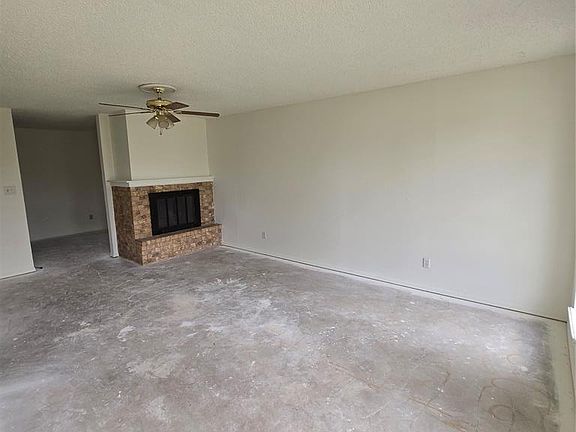 2nd image of 521 Libra St