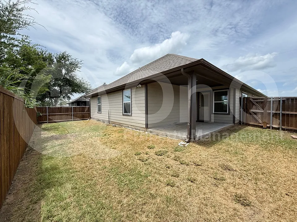 305 Sunnyside Dr