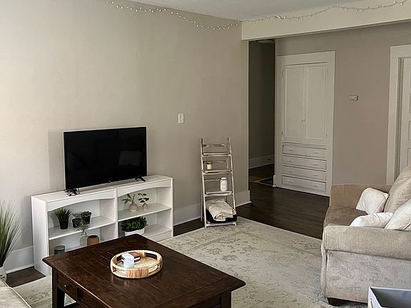 2nd image of 2007 E Linnwood Ave #6