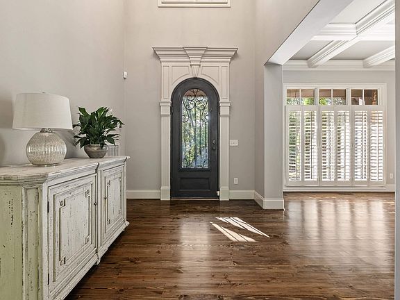 5th image of 859 Jasmine Hill Rd