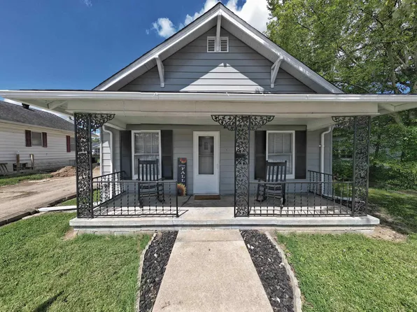 1203 W Main St, Mitchell, IN 47446