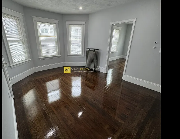 14 Hamilton Rd #14 — Photo 3