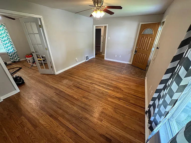 10228 Saint Richard Ln — Photo 2