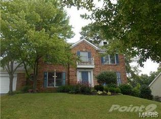 1263 Chavaniac Dr, Ballwin, MO 63011