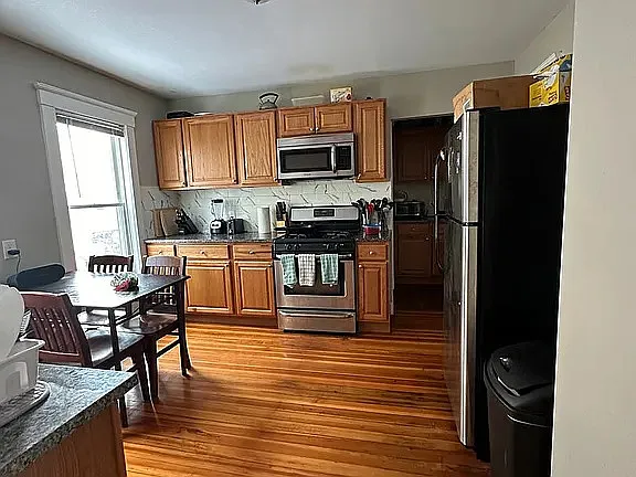 42-44 Whitman St — Photo 2