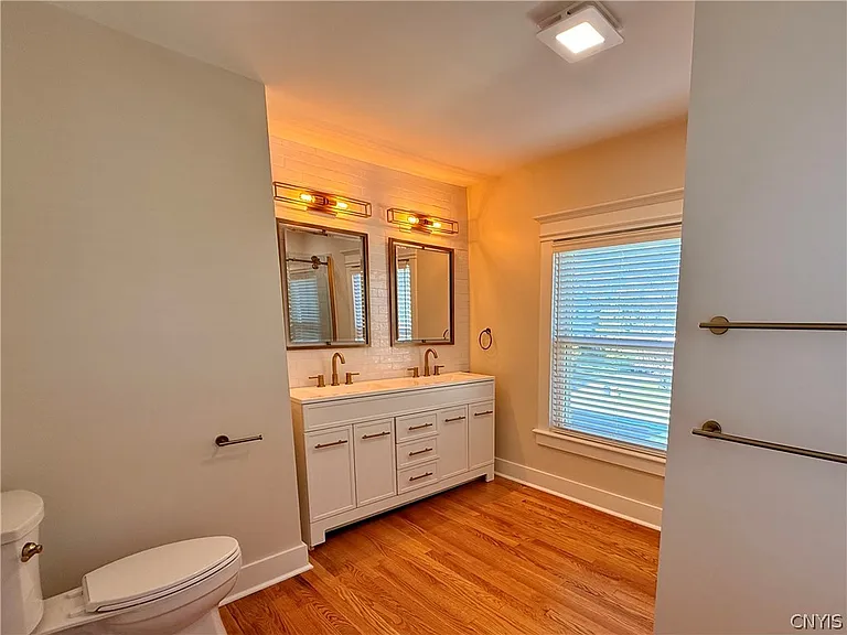 11 Sanger Ave — Photo 14