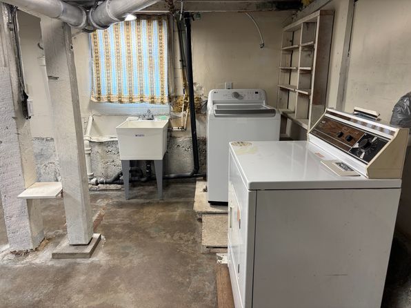 4 bedroom rental in Vancouver — photo 43