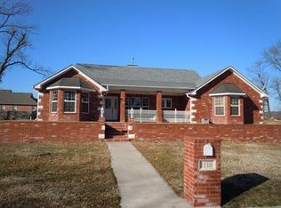 1110 Ridge Dr, Stilwell, OK 74960