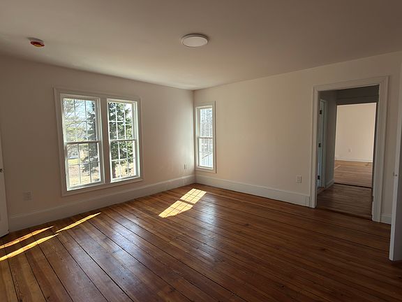 5th image of 14 Maple St Floor 2