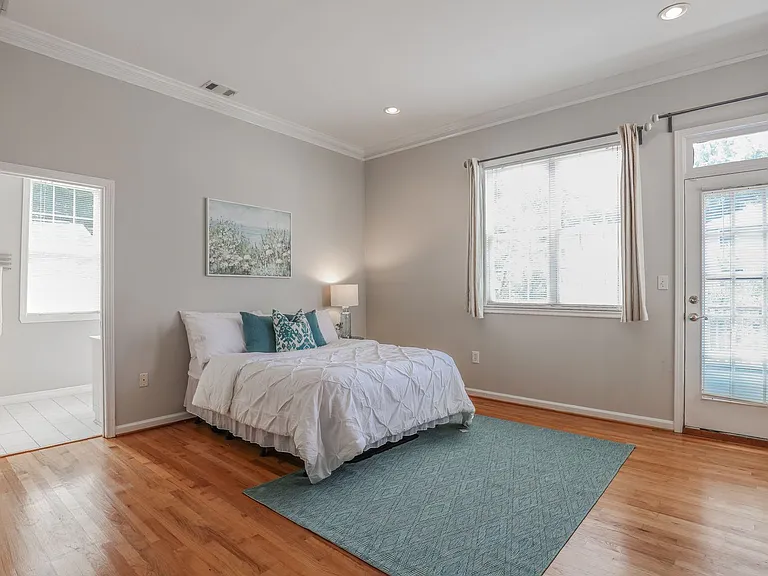 507 Boulevard Pl NE — Photo 22