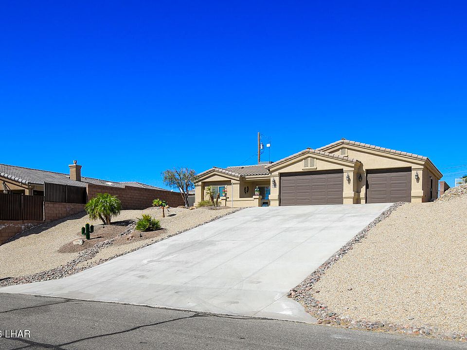 1st image of 3329 Dune Dr