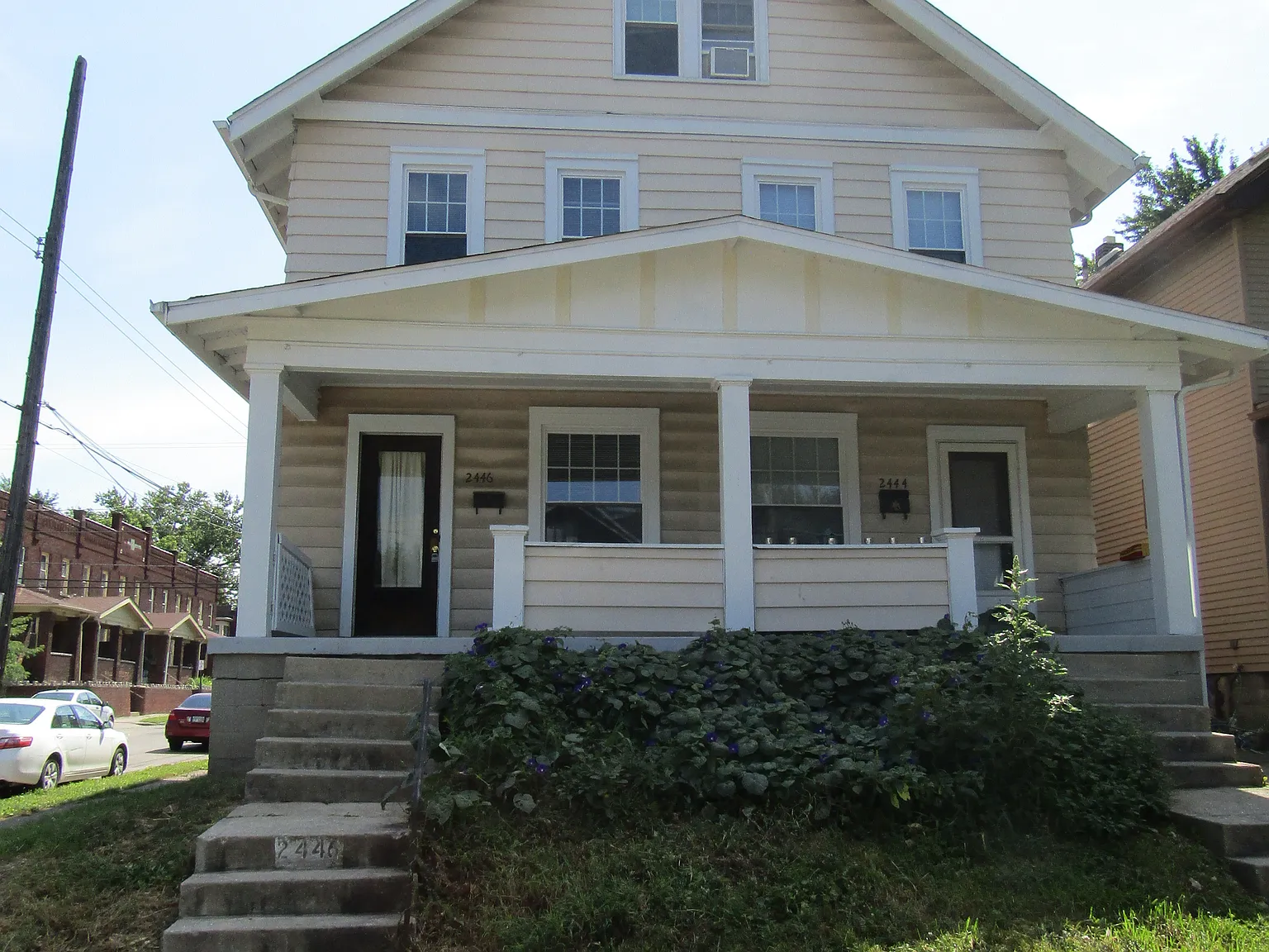 3 bed, 1000 sqft, $1,495 — Photo 1