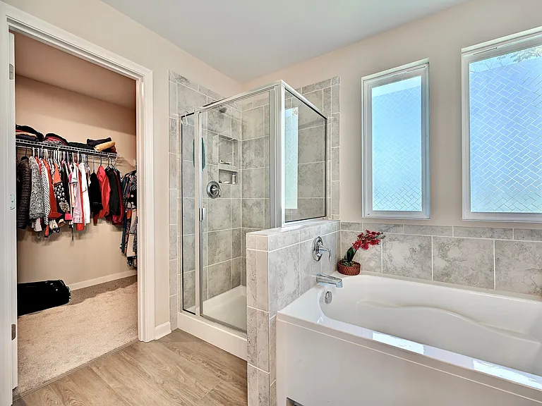 Primary Bath & Walk-In Closet