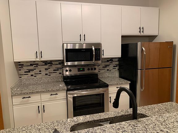 3rd image of 8385 Kimball Dr