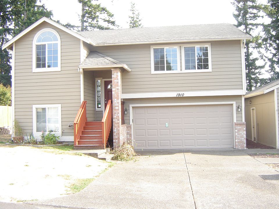 1st image of 1910 135th Street Ct E
