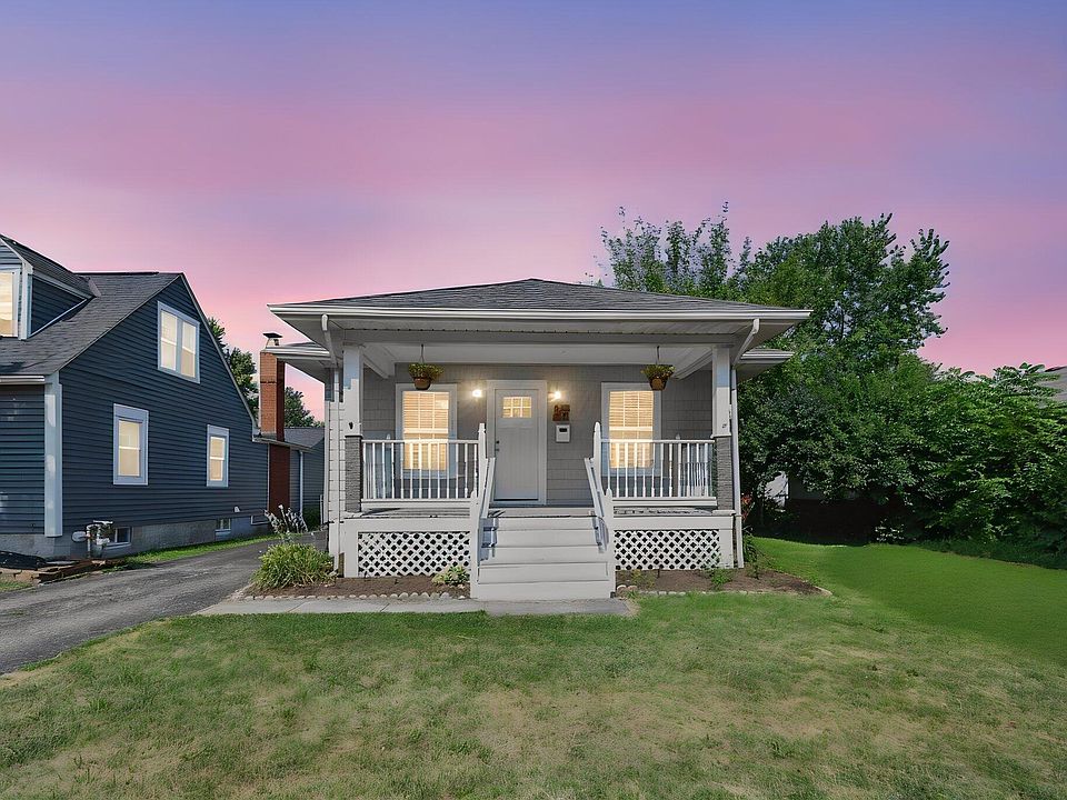 1st image of 87 Maple Dr