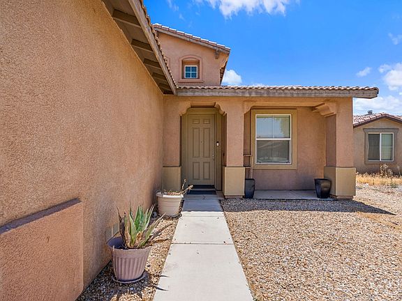 5th image of 11767 Tara Ln