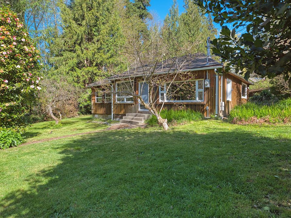 1st image of 8200 Redrooffs Rd