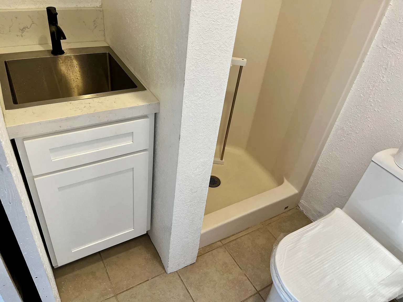 Studio, $1,290 — Photo 4