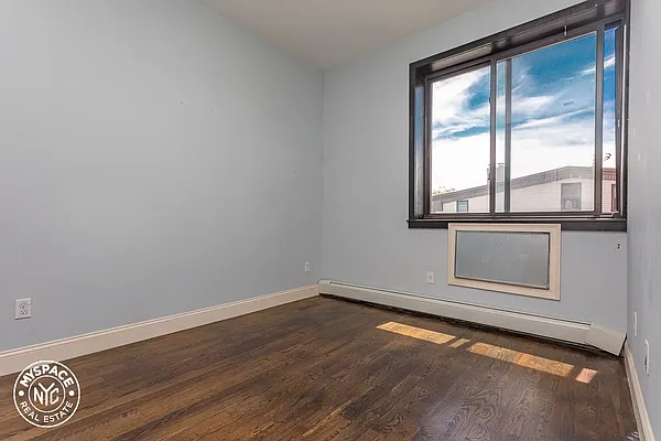 Rented by MySpaceNYC | media 14