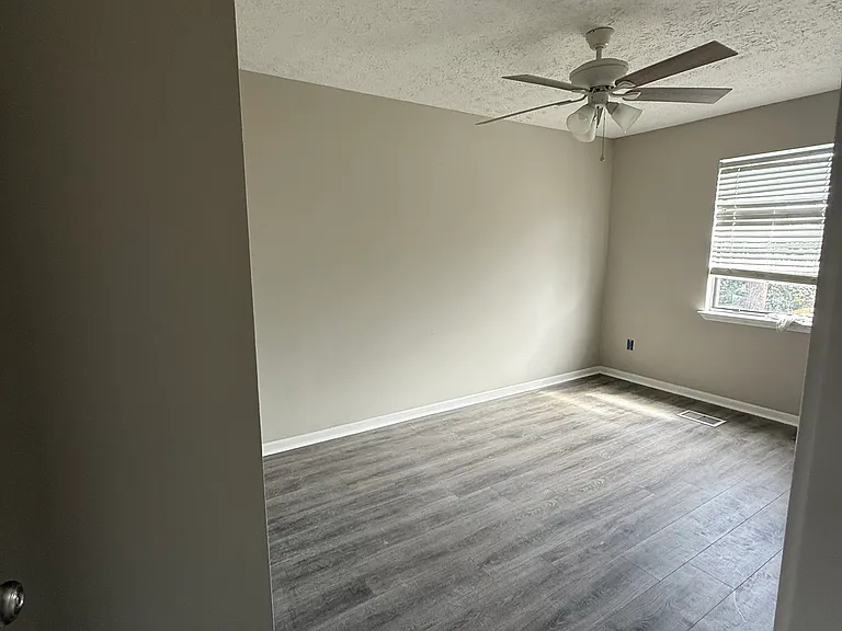 6221 Hibiscus Ave — Photo 15