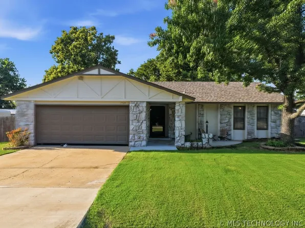 17509 E 78th St N, Owasso, OK 74055