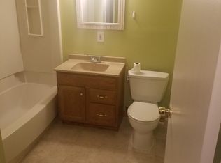 810 N Forklanding Rd #106-U106, Maple Shade, NJ 08052