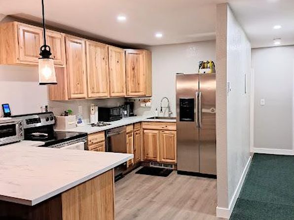 851 Wolverine Ln APT 2